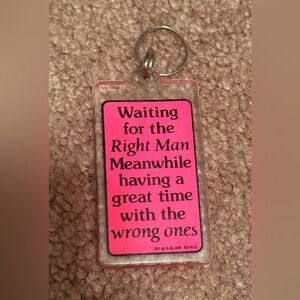 🎄3/$20‼️Pink Vintage Keychain with Humorous Quote✨